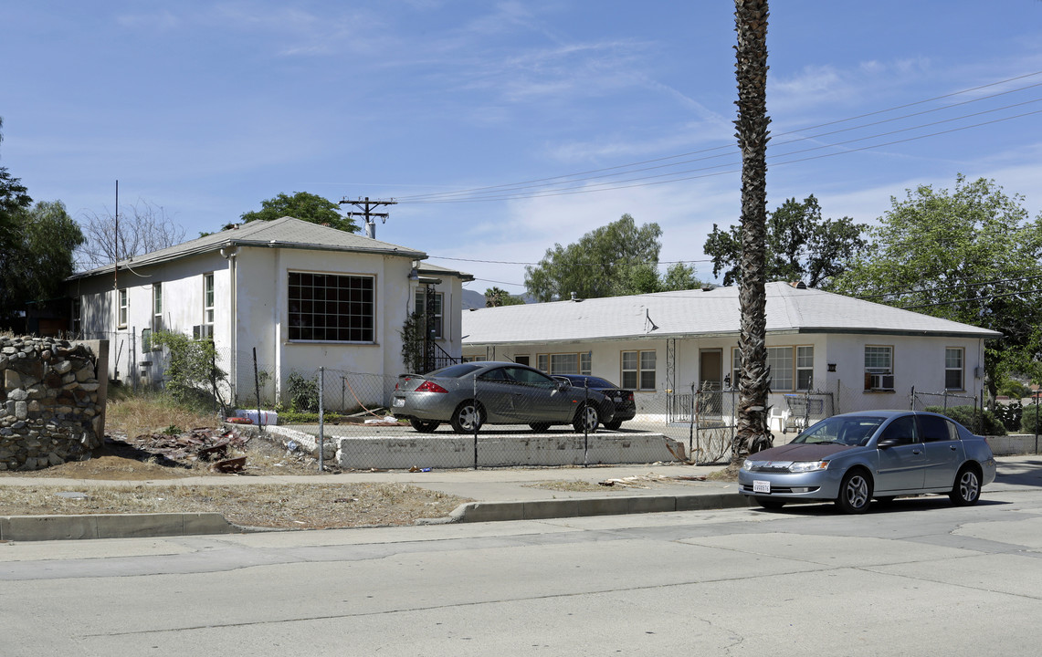 126 E Sumner St in Lake Elsinore, CA - Building Photo