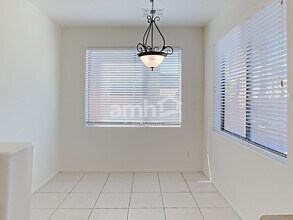 3474 E Turnberry Dr in Gilbert, AZ - Foto de edificio - Building Photo