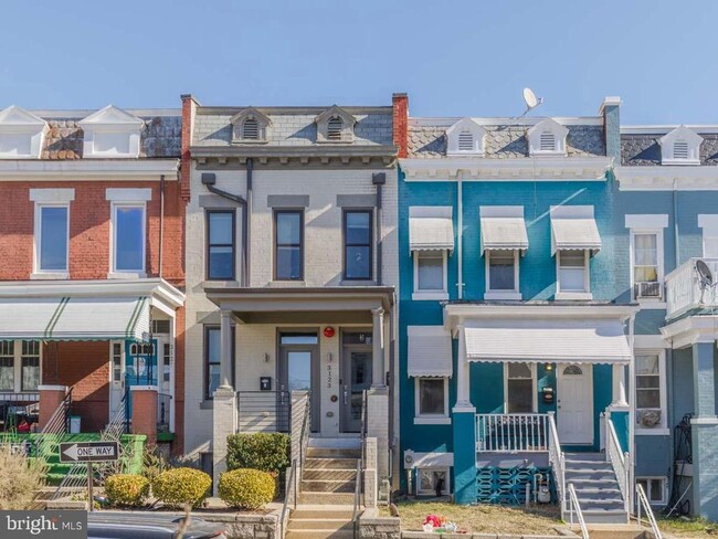 property at 3123 Warder St NW