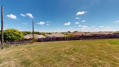2904 Starlight Dr in Copperas Cove, TX - Building Photo - Building Photo