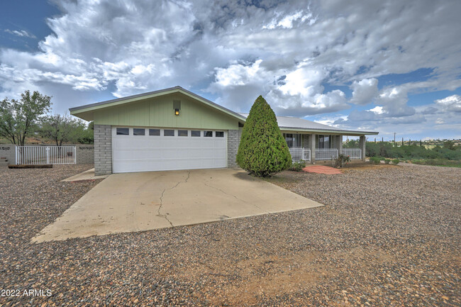 477 Baseline Spur in Globe, AZ - Building Photo - Building Photo