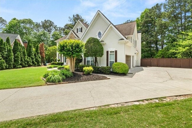 1008 Stream Valley Ct in Alpharetta, GA - Building Photo - Building Photo