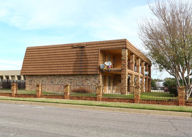 248-256 Market St in Burleson, TX - Building Photo - Building Photo