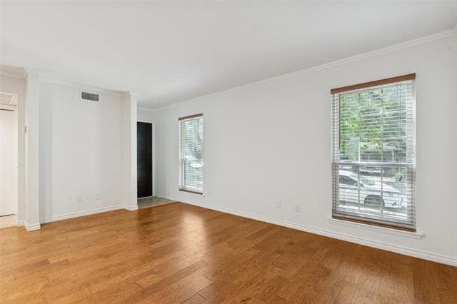 4402 Buena Vista St in Dallas, TX - Building Photo - Building Photo