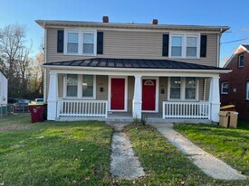 1332 Custer St in Petersburg, VA - Building Photo