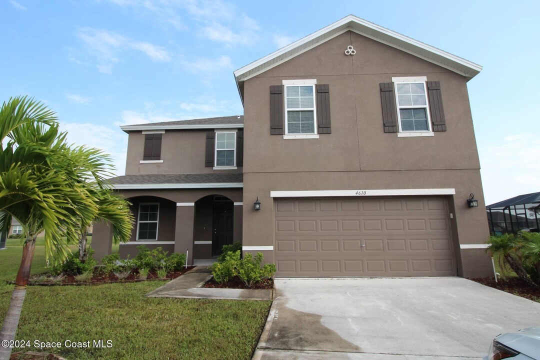 4610 Amaca Bay Ln in Melbourne, FL - Building Photo