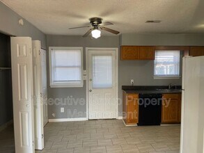 208 Diecks Dr in Elizabethtown, KY - Building Photo - Building Photo
