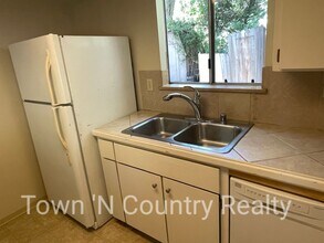 23 Southbank Rd in Carmel Valley, CA - Building Photo - Building Photo