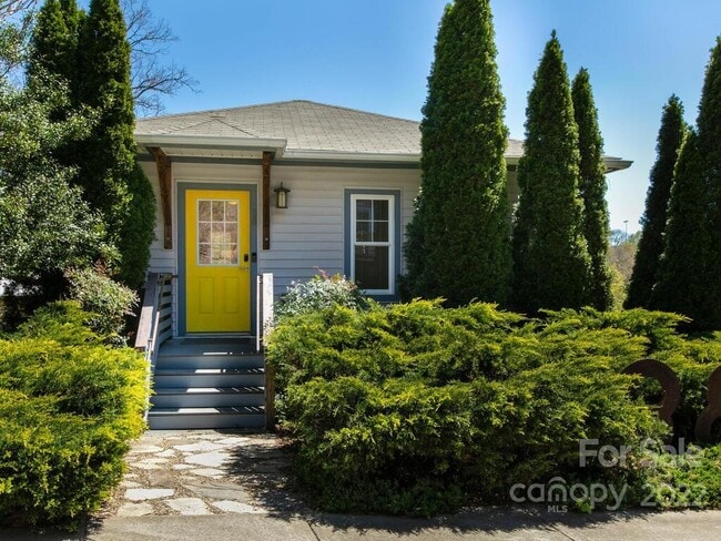 property at 38 Jefferson Dr