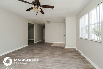 705 Ned Ave N, Unit 2165 in Lehigh Acres, FL - Building Photo - Building Photo