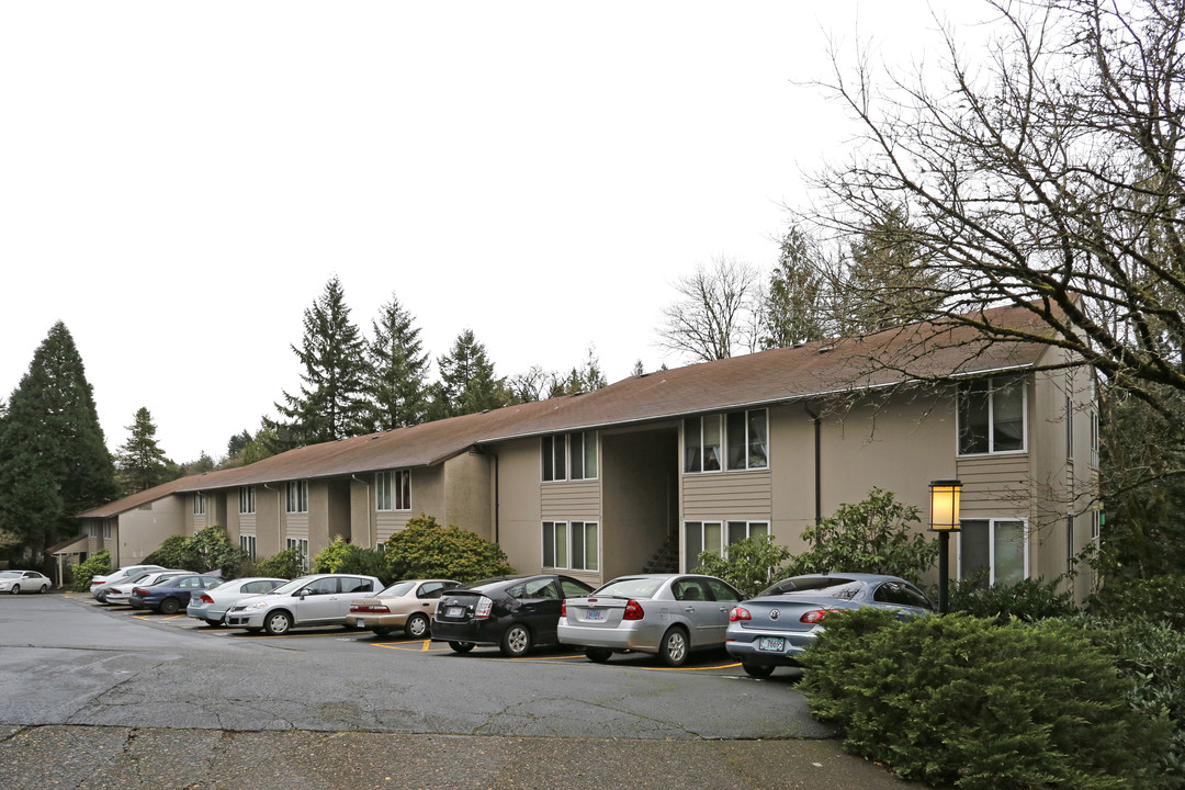 Timberlee Apartments in Portland, OR - Foto de edificio