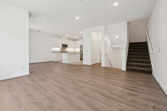 275 Carmona in Lake Forest, CA - Building Photo - Building Photo