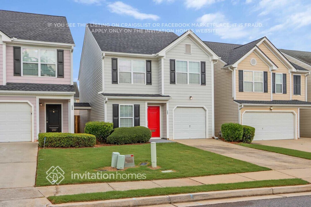 145 Fieldview Ln in Covington, GA - Building Photo