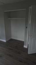 1759 Aquarius Ct in Ft. Myers, FL - Building Photo - Building Photo