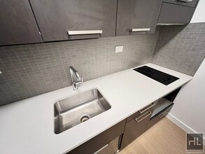 East 39th Street, Unit 17A in New York, NY - Foto de edificio - Building Photo