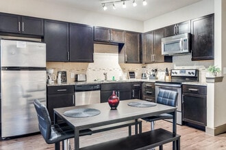 15750 Spectrum Dr in Addison, TX - Building Photo - Building Photo