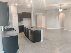 3332 Lauren Nicole Ln in Round Rock, TX - Foto de edificio - Building Photo