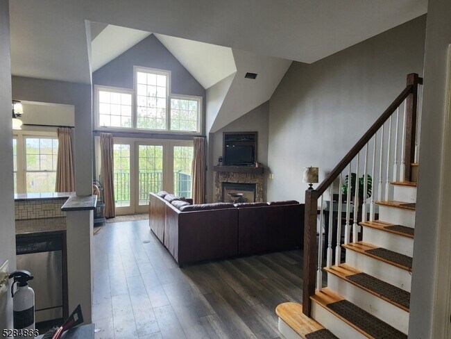 1 Pine Cres in Vernon, NJ - Building Photo - Building Photo