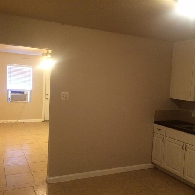3717 Tuam St in Houston, TX - Building Photo - Building Photo