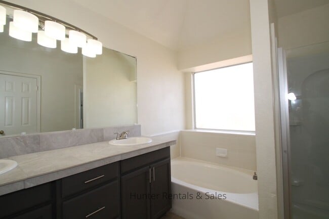 2603 Brook Hollow Cir in Killeen, TX - Building Photo - Building Photo