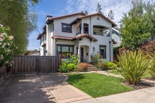 52 Hillview Ave in Redwood City, CA - Building Photo