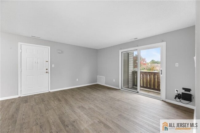 property at 2415 Ravens Crest Dr