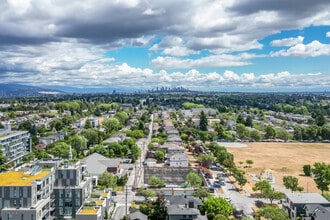 West Tower in Vancouver, BC - Building Photo - Building Photo