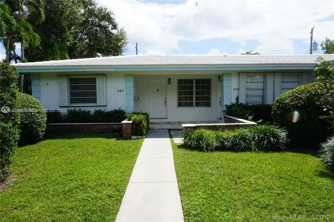 property at 960 Benevento Ave
