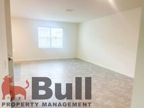 6033 Blissful St in Clermont, FL - Building Photo - Building Photo