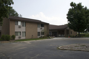 Silvercrest Apartments