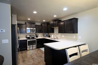 1754 W 10 S in Pleasant Grove, UT - Building Photo - Building Photo