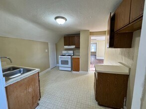 2807 Chestnut St in Toledo, OH - Building Photo - Building Photo