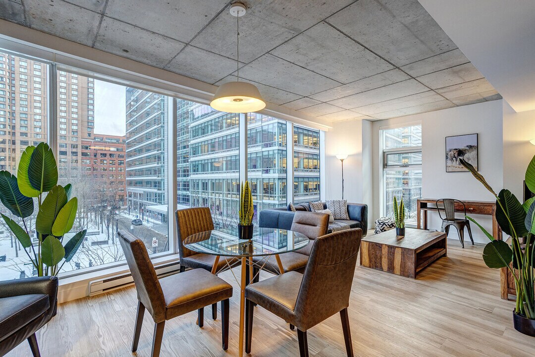 1020 Rue de Bleury, Unit SI ID1385503P in Montréal, QC - Building Photo