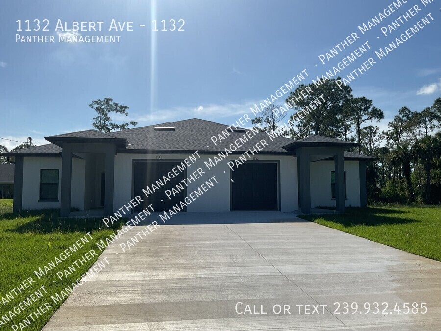 1132 Albert Ave in Lehigh Acres, FL - Building Photo