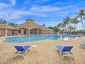 8508 Water Cay in Royal Palm Beach, FL - Building Photo - Building Photo
