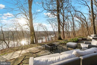 11540 Springridge Rd in Potomac, MD - Building Photo - Building Photo