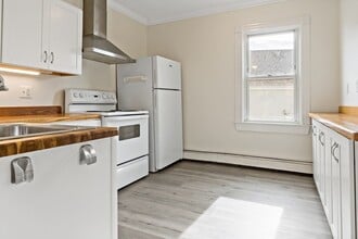 75 Washington St in Taunton, MA - Building Photo - Building Photo