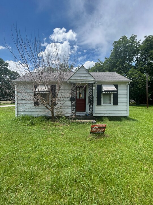 473 S Thornton Ave in Piggott, AR - Building Photo