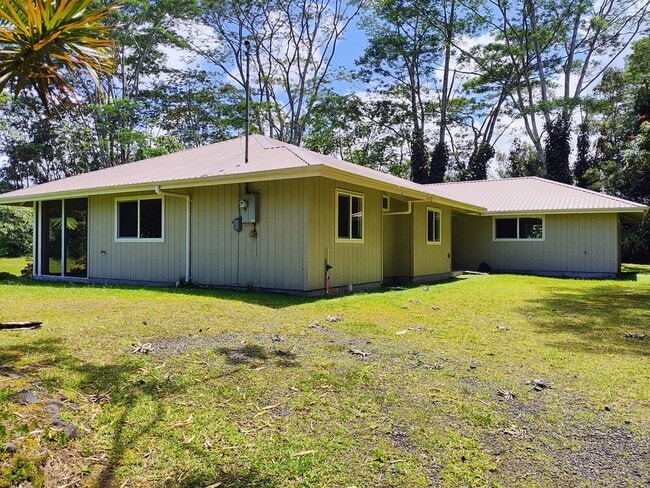 property at 16-1878-1878 Keaau-Pahoa Rd