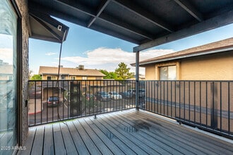 286 W Palomino Dr in Chandler, AZ - Building Photo - Building Photo