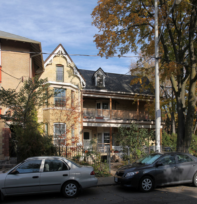 86 Oxford St in Toronto, ON - Building Photo - Building Photo