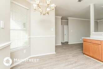 804 Sheryn Dr in Burleson, TX - Building Photo - Building Photo