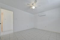 7818 Oak Knoll Ln photo'