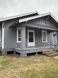 2791 Sabine Pass Ave