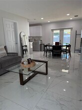 13685 SW 76th St in Miami, FL - Building Photo - Building Photo