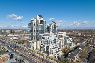 The Beverly Hills - SW Tower in Richmond Hill, ON - Building Photo - Building Photo