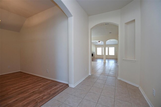 19119 Canyon Ferry Ln in Richmond, TX - Building Photo - Building Photo