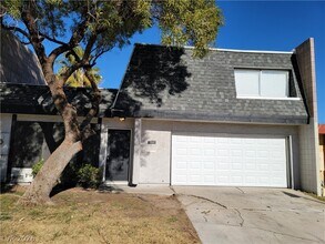 3364 Royce Ct in Las Vegas, NV - Building Photo - Building Photo