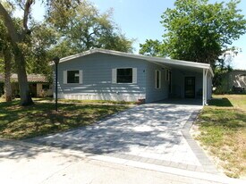 4 Gentle Ben Path in Ormond Beach, FL - Building Photo