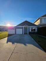 2740 Jason Loop in Richland, WA - Building Photo